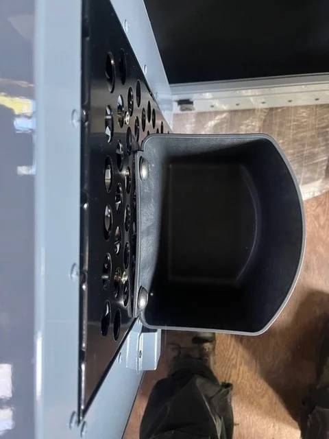 kennel bowl on metal crate with chew guard